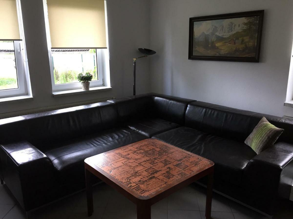 Ferienwohnung Нойстрелиц Екстериор снимка
